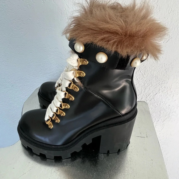 Gucci Trip Black Lace Up Heel Combat Boots with Fur Trim & Pearl Details Size 5 - Picture 7 of 11